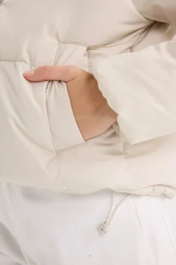 Abrigo acolchado con cremallera