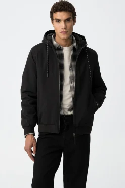 Abrigo Acolchado Resistente al Agua