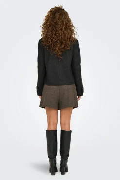 Abrigo corto de pa&ntilde;o