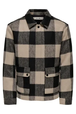 Abrigo de pa&ntilde;o corto