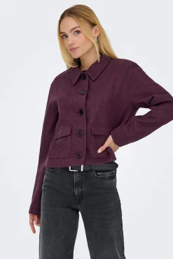 Abrigo de pa&ntilde;o corto