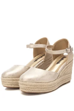 Alpargatas metalizadas cu&ntilde;a