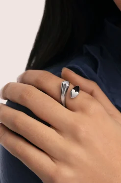 Anillo Abbraccio Amour B.Oro