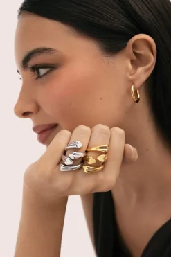 Anillo Abbraccio Amour B.Oro