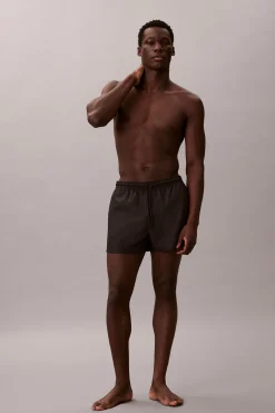 Ba&ntilde;ador corto cord&oacute;n logo