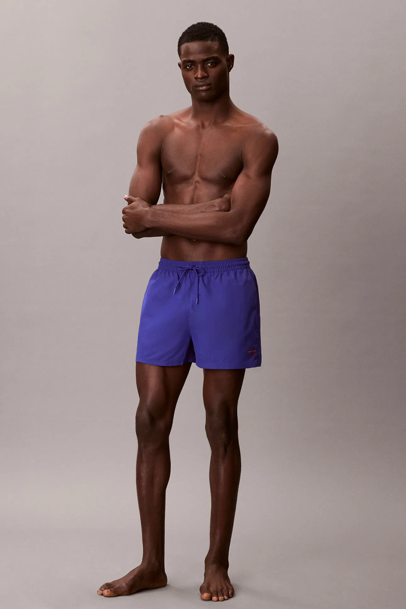 Ba&ntilde;ador corto cord&oacute;n logo