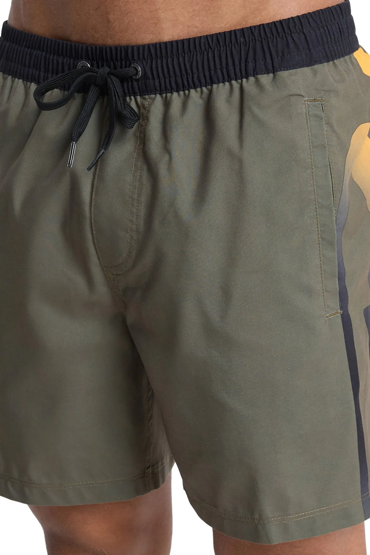 Ba&ntilde;ador corto logo lateral