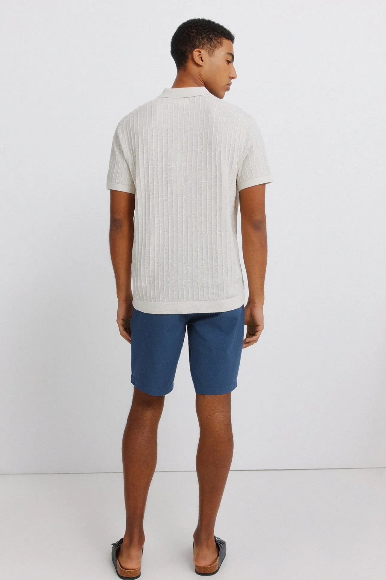 Bermuda estructura color