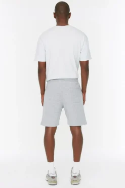 Bermudas tipo jogger