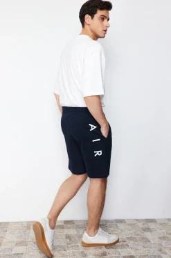 Bermudas tipo jogger