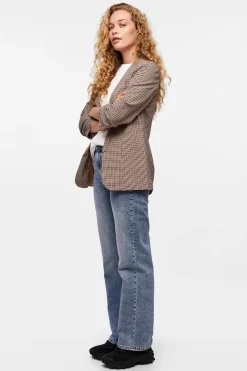 Blazer estampada floral con manga tres cuartos