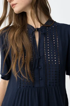 Blusa con encaje