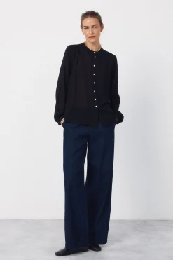 Blusa cuello redondo