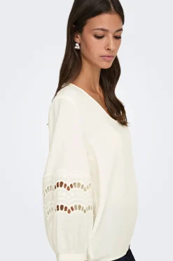 Blusa manga 3/4 encaje