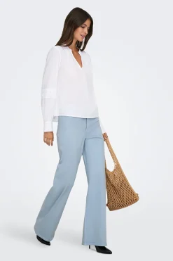 Blusa manga larga bordada