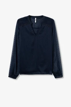 Blusa semitransparente