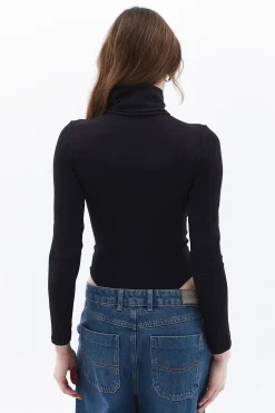 Body de cuello alto