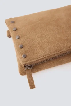 Bolso bandolera tachas