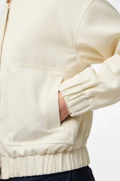 Bomber b&aacute;sica