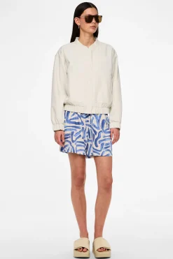 Bomber b&aacute;sica