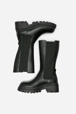 Bota militar plana