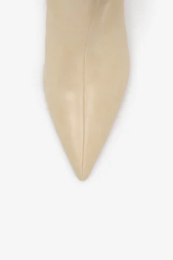 Bota tac&oacute;n kitten efecto coco