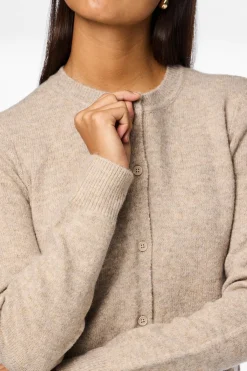 C&aacute;rdigan botones cuello redondo