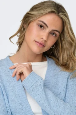 C&aacute;rdigan corto abierto