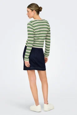 C&aacute;rdigan de crochet troquelado