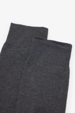 Calcet&iacute;n liso vestir