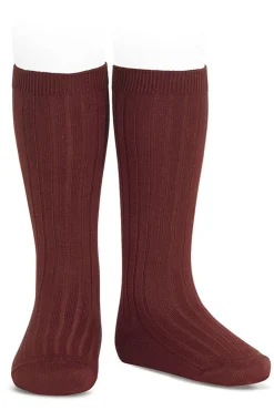 Calcetines altos b&aacute;sicos canal&eacute;