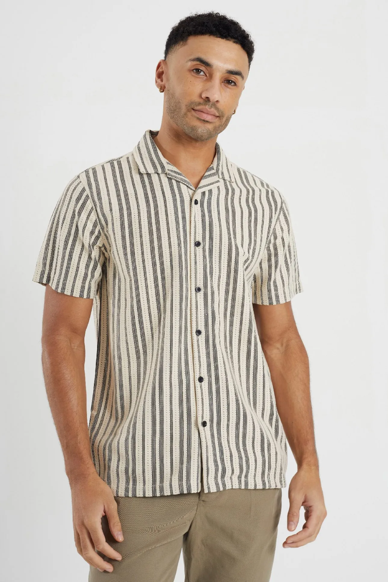 Camisa a rayas manga corta