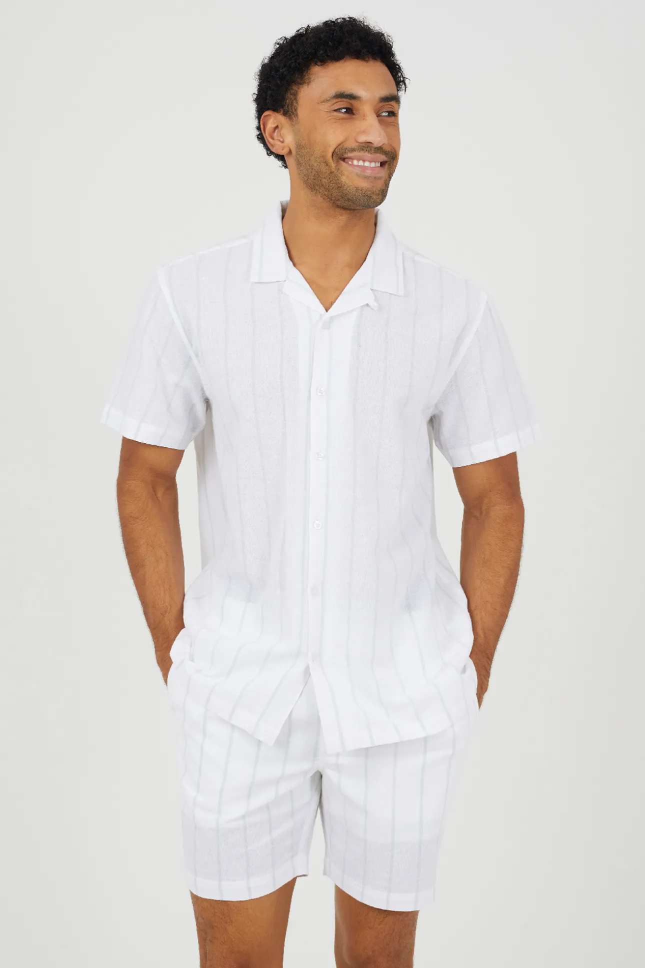 Camisa a rayas manga corta