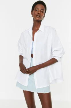 Camisa b&aacute;sica oversize