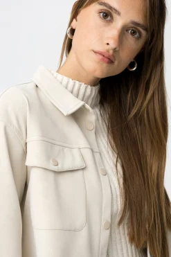 Camisa Con Textura Aterciopelada