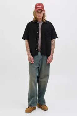 Camisa de hombre de manga corta con textura