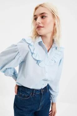 Camisa detalle volantes