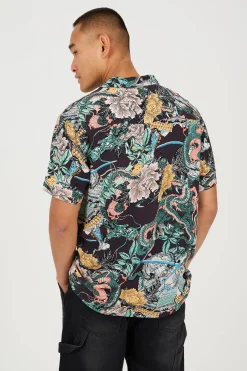 Camisa estampada de manga corta