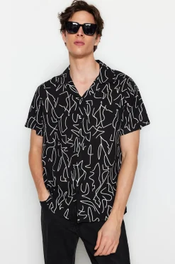 Camisa estampada manga corta