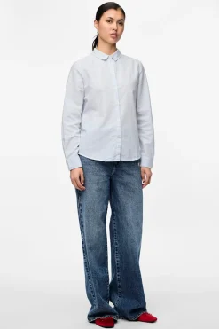 Camisa oxford b&aacute;sica