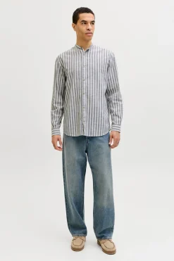 Camisa regular fit cuello mao