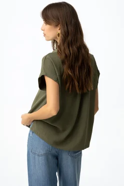 Camisa relaxed minimalista