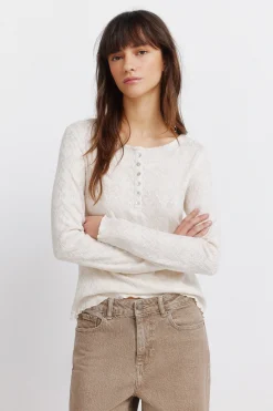 Camiseta acabado ondas