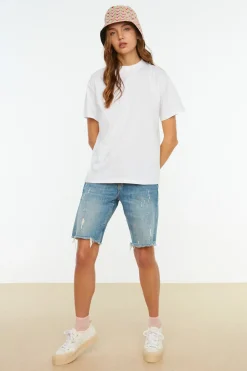 Camiseta b&aacute;sica corte regular manga corta