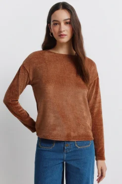 Camiseta chenilla tachas