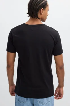 Camiseta con botones