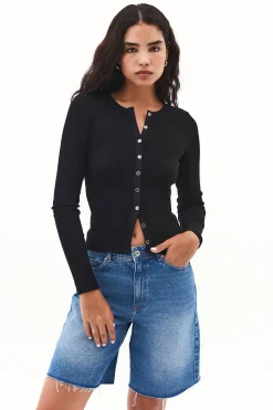 Camiseta con botones