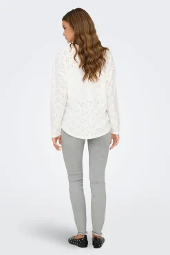 Camiseta con calados