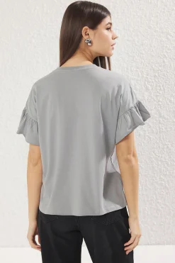 Camiseta de manga corta volantes