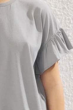 Camiseta de manga corta volantes